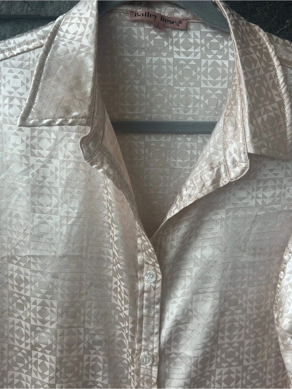 Bailey 44 Women's Pink Button-Down Shirt - Picture 2 of 4